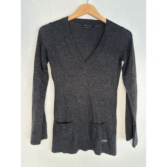 BCBGMaxAzria Gray Angora Wool Lightweight Sweater Long Sleeve Beaded Logo V Neck - Picture 6 of 7